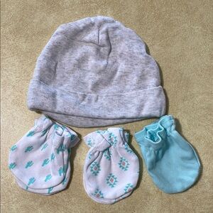 Gray Baby Hat and mint green Mittens Set
